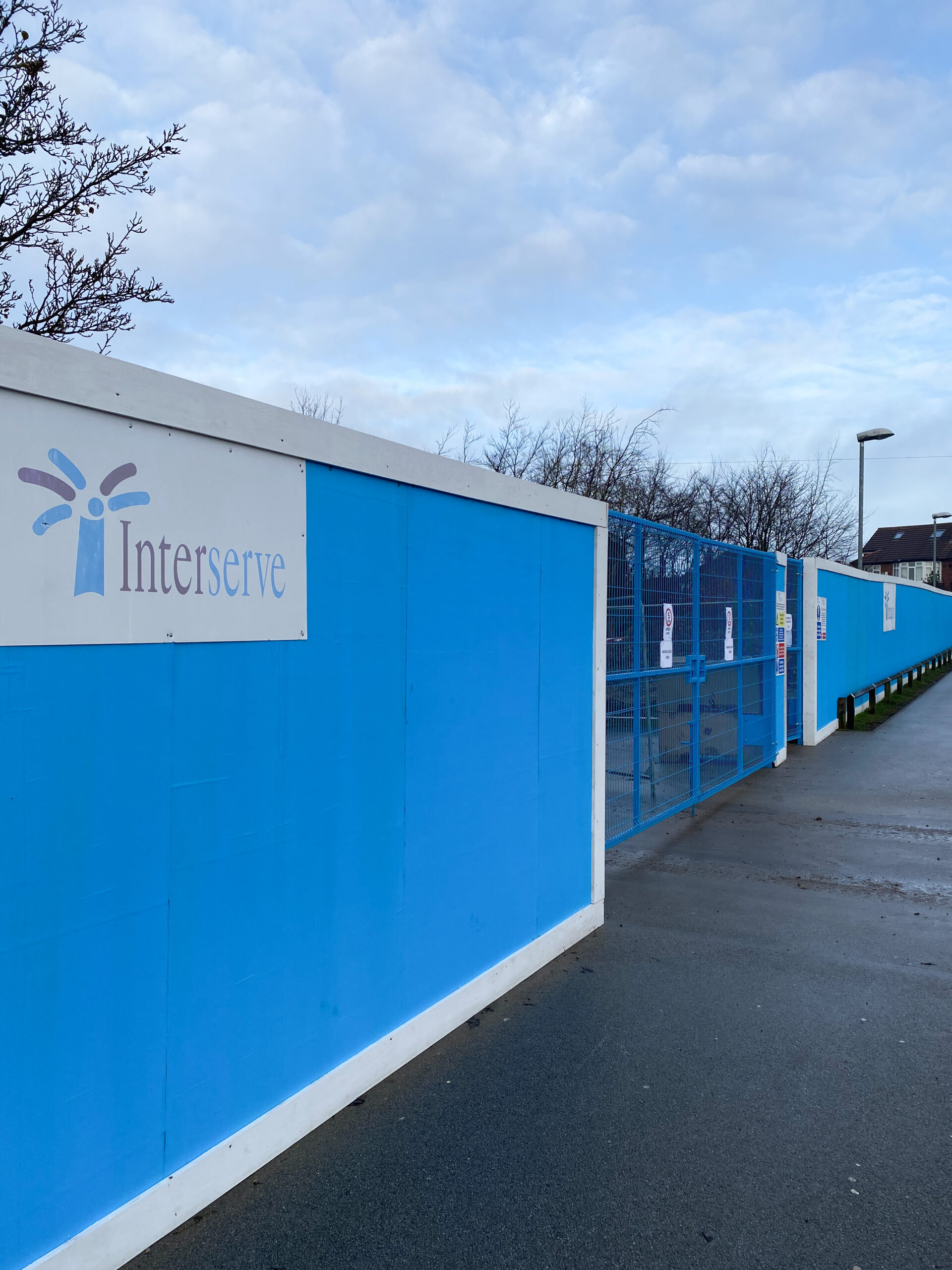 Interserve Hoarding and Gates